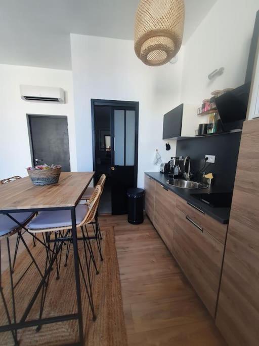 Apartment -garrigue- Face A La Cite Medievale Terrasse Classe 4☆ Carcassonne